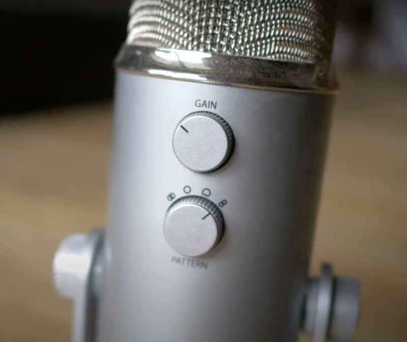 Blue yeti with gain and pattern dials
